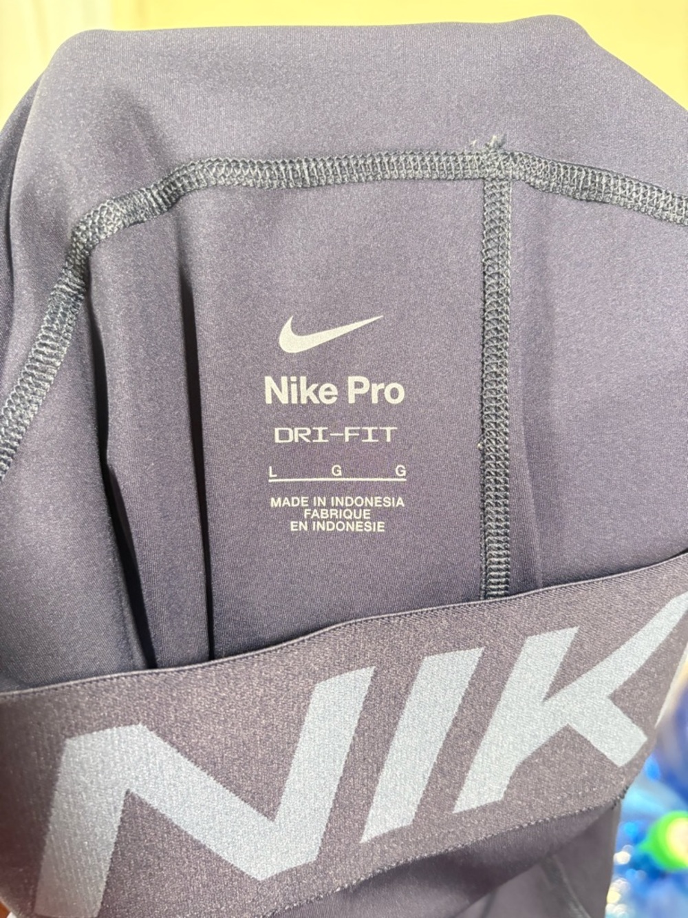 Nike Women's Pro Sculpt High-Waisted 7/8 Leggings with Pockets - Navy - Picture 5 of 7